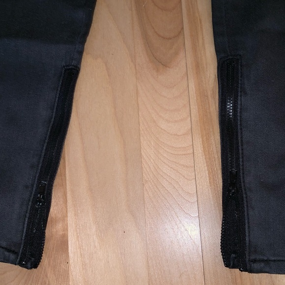 BLACK PLEATHER JEANS - Picture 3 of 7